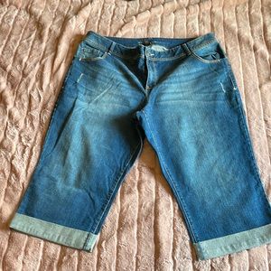 Lane Bryant Denim Rolled Cuff Capri
